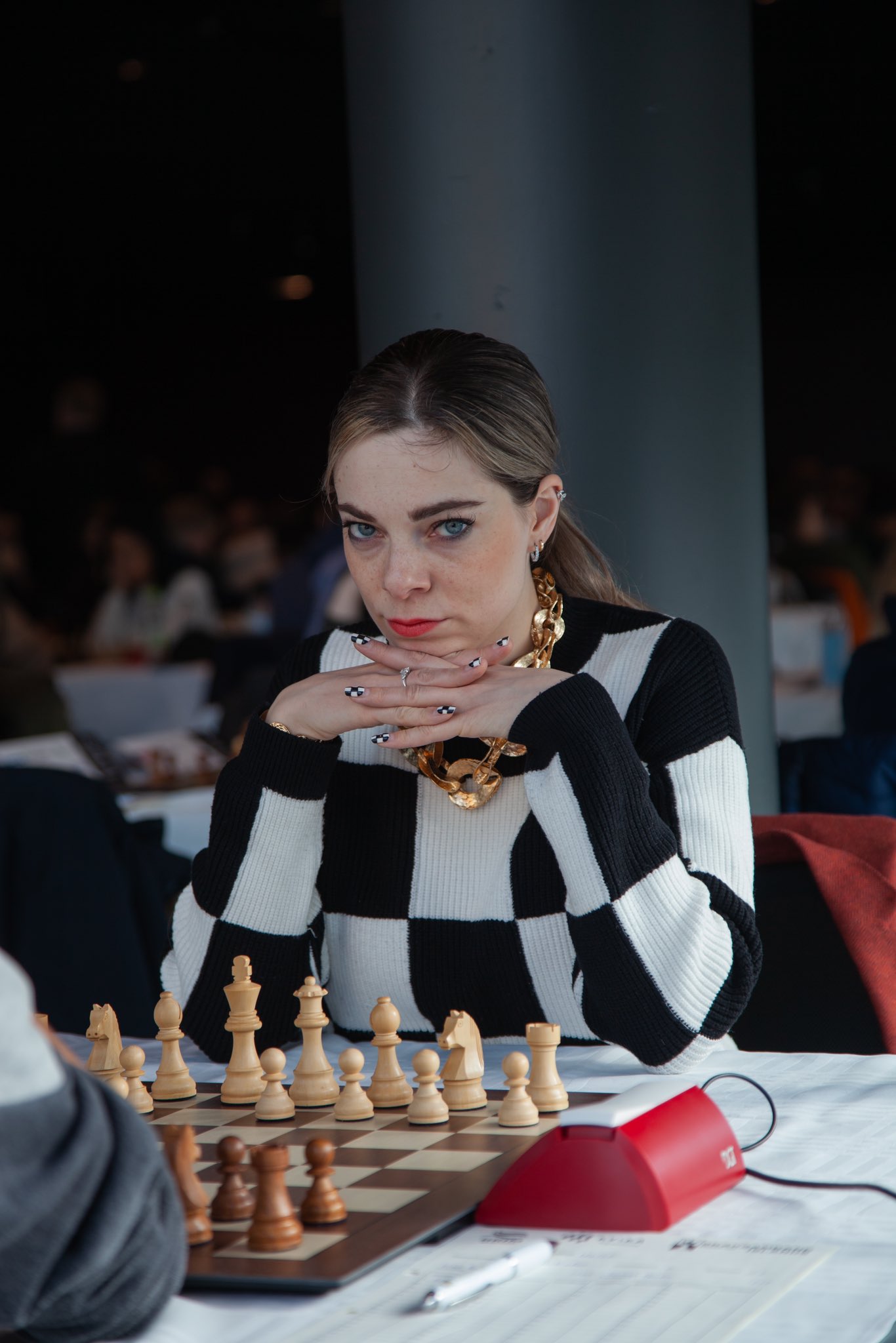 Dina Belenkaya on X: Me walking into the chess club knowing I