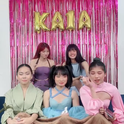 daileeZone's tweet photo. kakapasok ko palang eh. pinapaiyak nyo na ako
ily KAIA

KAIAnniversary Live
 #KAIA #KA1AnniversaryTikTokLive #KA1Anniversary https://t.co/xfLjpKGKU0