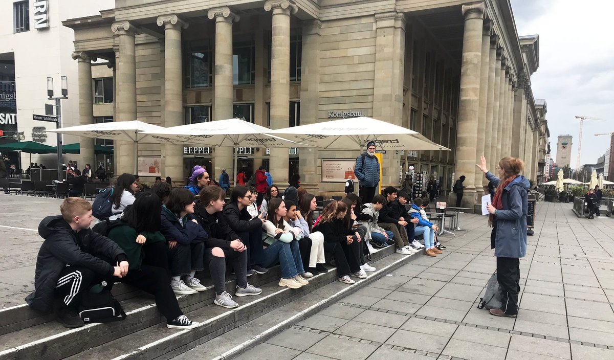 Sindelfingen students were out engaging in learning activities within our local/regional communities – all part of our learning beyond the classroom initiative. Students focused on the issues of homelessness and defensive architecture in Stuttgart.
#homelessness #stuttgart