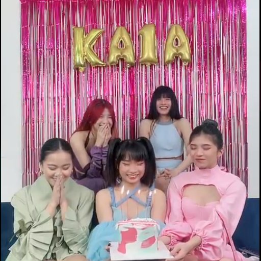 daileeZone's tweet photo. MAHAL NA MAHAL KO KAYO
SORRY SOBRANG BUSY LANG SA ACAD 
BABAWI AKO SOON PROMISE https://t.co/QR6BWHkw15