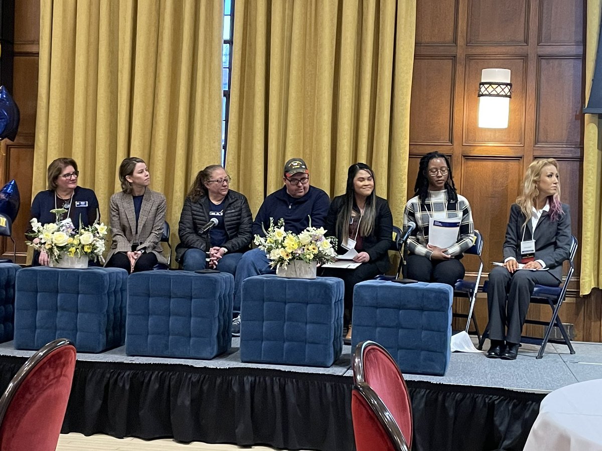 umichHealthIPE's tweet image. HEART is a student and faculty collaborative pro-bono health service based in the College of Health Services at @UMFlint. Learn more at umflint.edu/heart/ #UMHPEDay