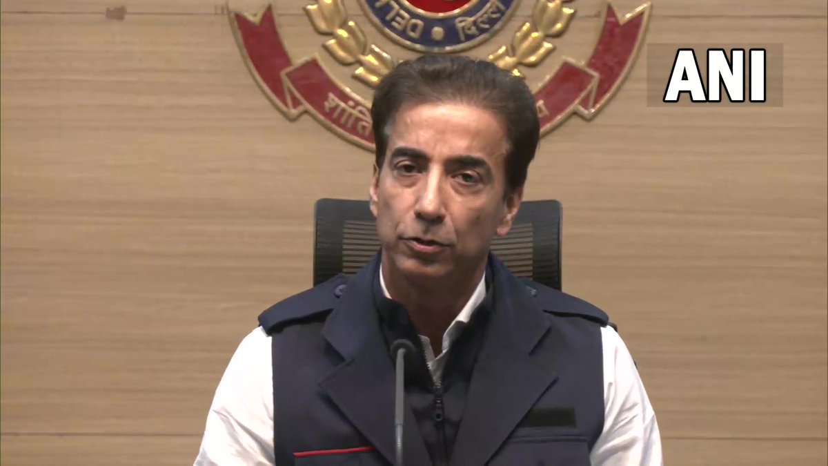 Delhi Police Special Cell team detained gangster Deepak Boxer in Mexico ...
