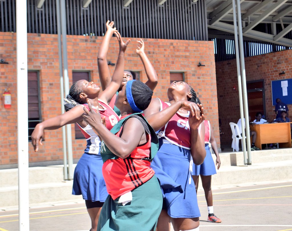 NetballUpdates1's tweet photo. #MatchDay | #TuesdayAction #Game3
HT'
Posta Netball Club vs Police NC
Q1: 10-17
Q2: 19-33
#UNSL | #Shecranes256 | #UNF256
@NBSportUg @shecranes256 @VBugerere https://t.co/U4EyUGSSyv
