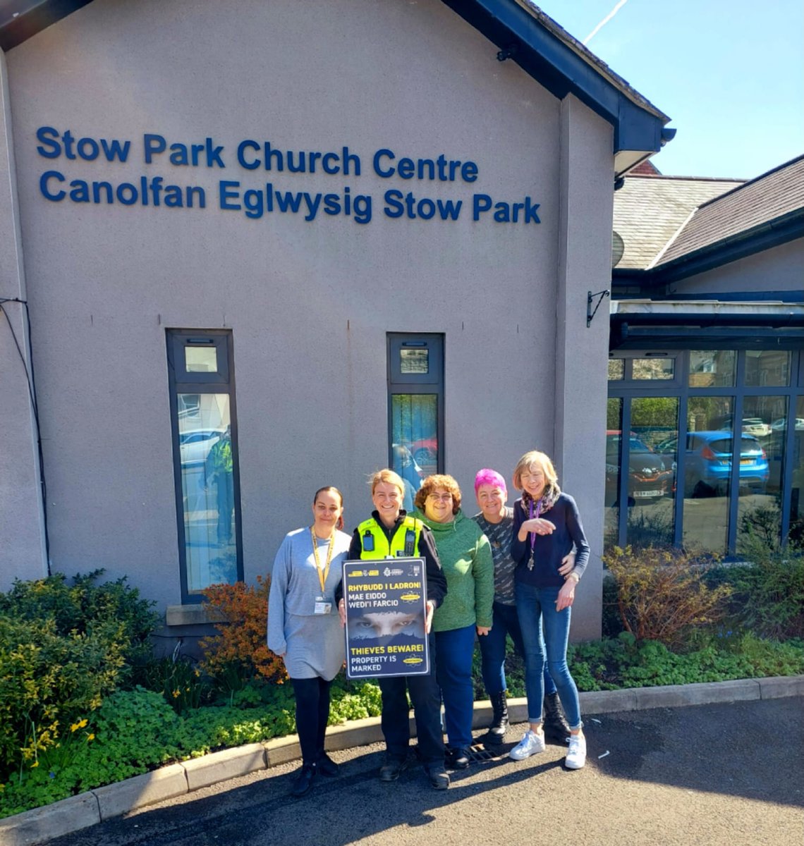 Our Business Crime Officers have been visiting organisations across the force area, helping to keep our communities safe. They’ve been giving advice on crime prevention along with signage and Smart Water technology.

#protectandreassure

@GwentPCC 
@DeterTech_UK
