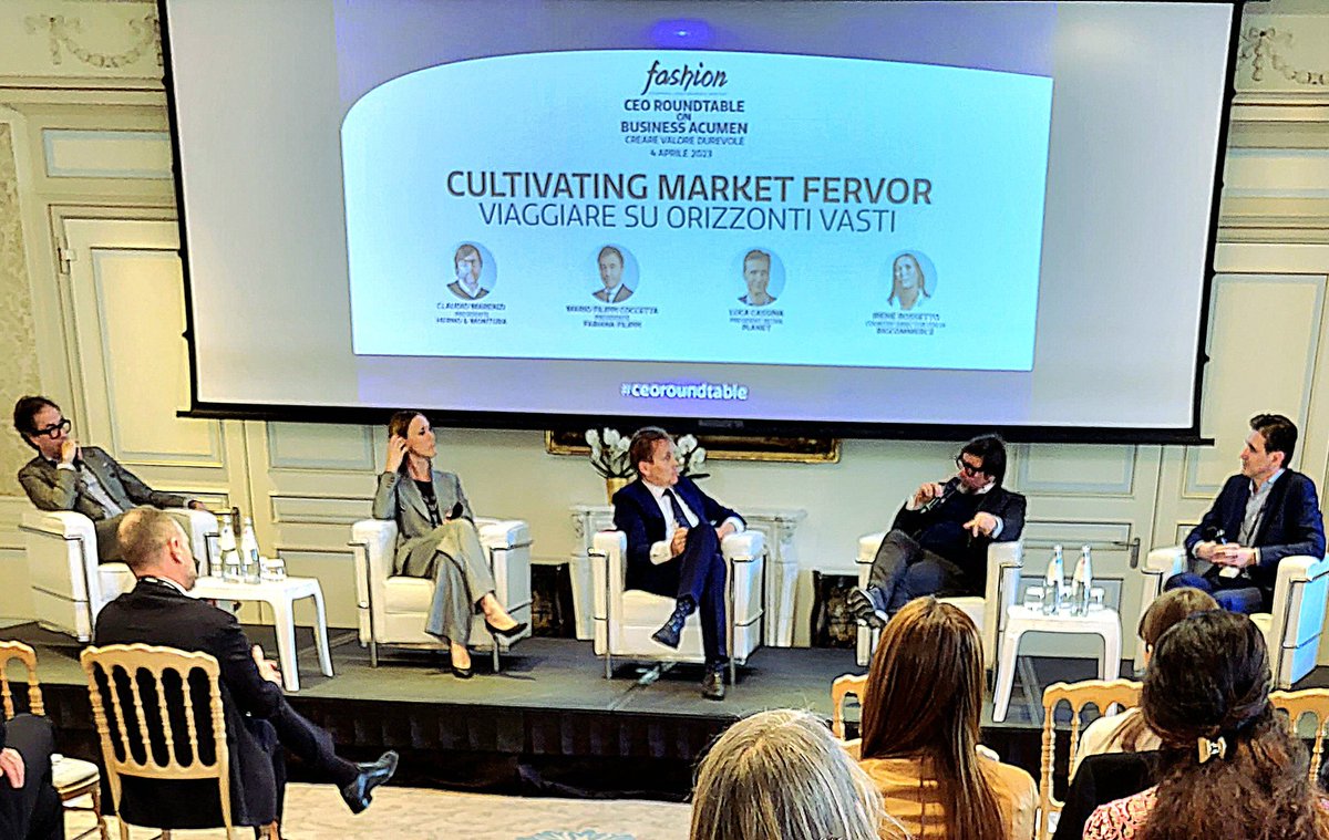 #ceoroundtable <a href="/FashionMgazine/">FashionMagazine</a>
#keywords #pitch ⤵️
#benchmark
#managerialita
#passione
#avanguardia
#investire in tecnologia
#codici
#omnicanalita
viaggiare su orizzonti vasti
<a href="/Herno_official/">Herno</a> <a href="/FabianaFilippiN/">Fabiana Filippi</a> #planet <a href="/BigCommerce/">BigCommerce</a> 
<a href="/MarcSondermann2/">Marc Sondermann</a> 
<a href="/VivMilano/">Viv Milano</a> <a href="/SIMO2/">simo pozzi</a> <a href="/fgiacomotti/">Fabiana Giacomotti</a>