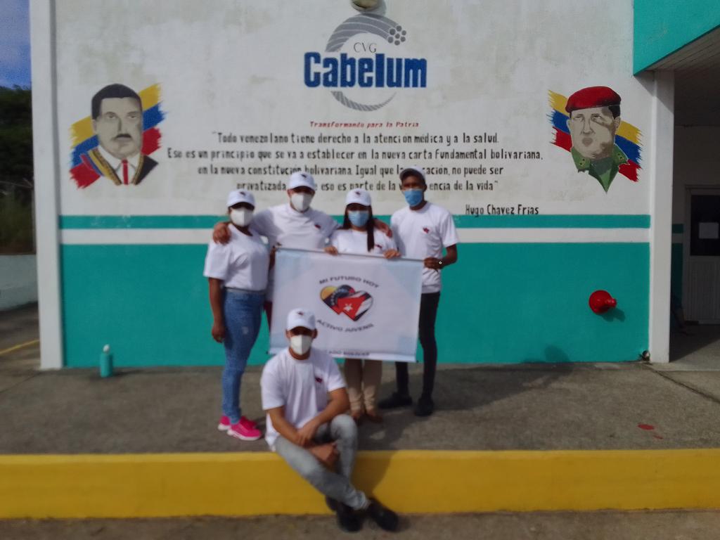 A pasar del #Bloqueo #Cuba da un ejemplo de solidaridad en el mundo.
#UnaMejorJuventud #CubaPorLaVida #CubaCoopera <a href="/cubacooperaven/">Brigada Médica Cubana en Venezuela</a> <a href="/UJCdeCuba/">UJC de Cuba</a> <a href="/MINSAPCuba/">Ministerio de Salud Pública de Cuba</a> <a href="/Cubacooperabol2/">Brigada Médica 🇨🇺 Bolívar🇻🇪</a>
<a href="/AdanVillavicen5/">Adan Villavicencio Guzmán</a> 
@CDIlaParagua1