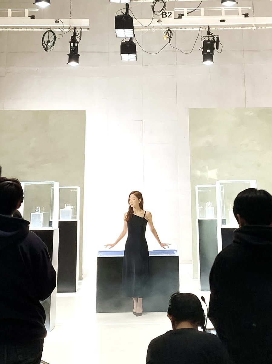 jasmine_choi's tweet photo. #d_day_3 #ad
We are now 3 days away from the launch! It is such an honor to be the main model for this amazing new skincare products by @onab_official 🫢✨ #staytuned #onAB #illining #beauty #skincare https://t.co/03wr1mczqD