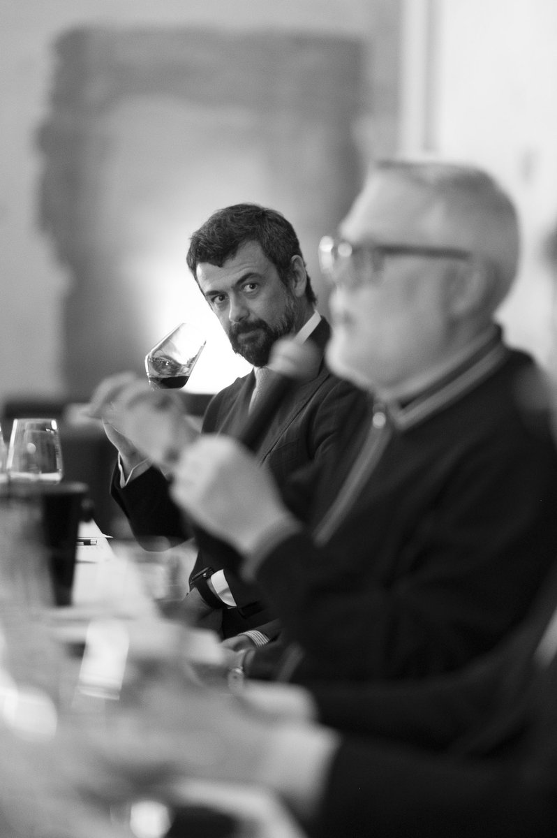 PasquaWinery's tweet photo. Last night at the #GallerieMercatali Jeff Porter, writer at large from @WineEnthusiast, together with @PasquaWinery conducted a masterclass on #Amarone Mai Dire Mai  
#PasquaWines #Vinitaly2023 https://t.co/0XrlNBNXe6