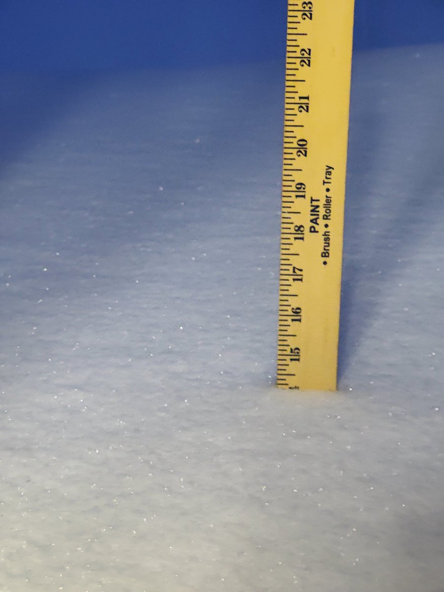 tnotn's tweet photo. 14 inches total in Kearns. Had a few inches to start last night. #utwx https://t.co/mFR8GcxYLy