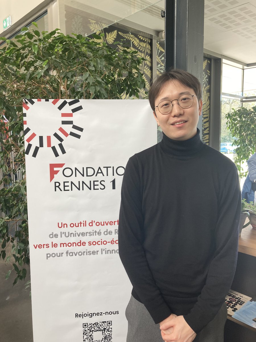 🥈 🧮 Xi Wang est lauréat du 2e prix de thèse - Fondation Rennes 1 en Mathématiques-Numérique pour sa thèse consacrée au sujet : "Robustness of visual SLAM techniques to light changing conditions".  #robotique #VisualTracking