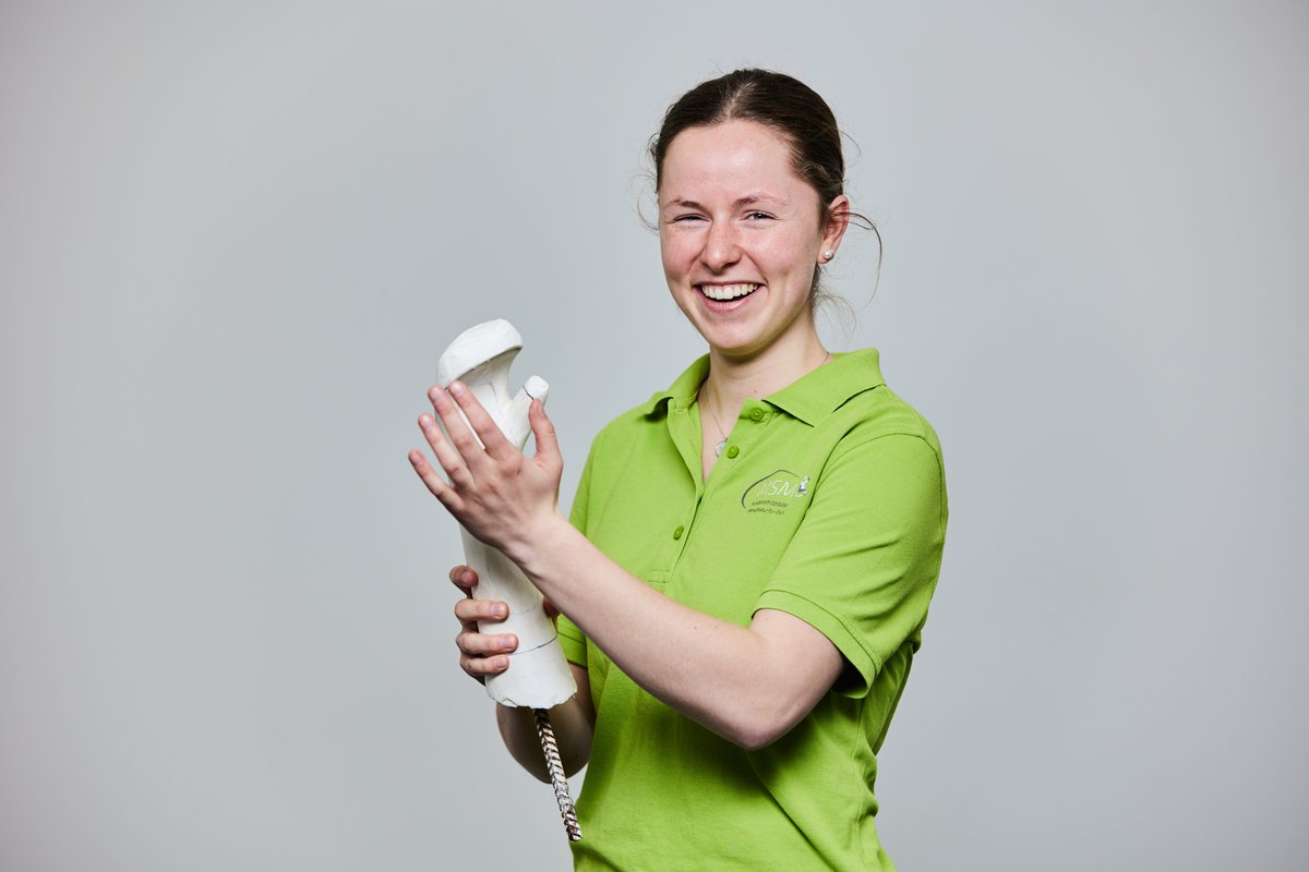 Eine Ausbildung mit Zukunf!
Nach so vielen neuen Männern, freuen wir uns besonders über Hanna im Orthopädie -Team.

Sie startet am 01. August eine Ausbildung als Orthopädietechnikerin bei uns. 

Willkommen an Bord!