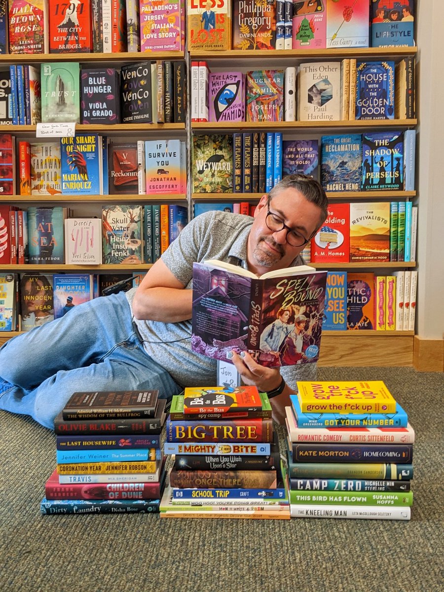 We've got a LOT of exciting new books today, so come on in and get comfortable 😊📚☕. 

#newreleasetuesday #pubday #olivieblake #briansanderson #curtissittenfeld #jenniferweiner #katemorton  #stuartgibbs #mowillems #jerrycraft #ftlukens #bnvalleyforge #bnbuzz #barnesandnoble