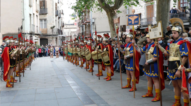 Recollida de bandera dels <a href="/armatsdemataro/">Armats de Mataró</a> #SSantaMataró
📆Dijous, 6 d'abril a les 19.15 h
📍Plaça de Santa Maria

Seguidament, els Armats reten homenatge a la ciutat
🕗A les 20 h
📍 Plaça de l'Ajuntament

👉Més informació ow.ly/pwjt50NyySy