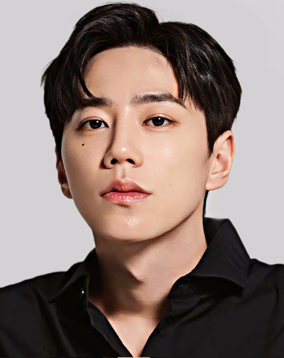 ⠀
⠀
               𝓢𝗲𝗮𝗺𝘂𝘀      
               เมื่อนั้น ,  ความรัก   
                               แรงปรารถนา
                               และความตาย 
                               เป็นสิ่งสามัญ

               #บริษัททดลองแต่งงาน

⠀⠀