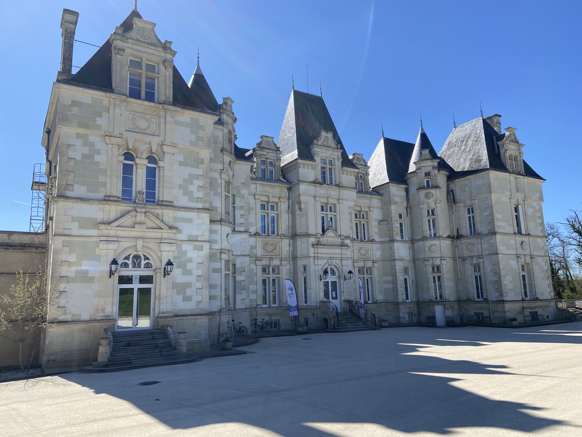 G24acpoitiers's tweet image. Lancement du stage de la Classe Alice-Milliat Coubertin avec l’intervention devant nos ambassadeurs de Thomas Magnain de ⁦@UnivPoitiers⁩ ⁦@STAPSPoitiers⁩ au ⁦@CREPS86⁩ (Merci pour l’accueil !!) #Generation2024