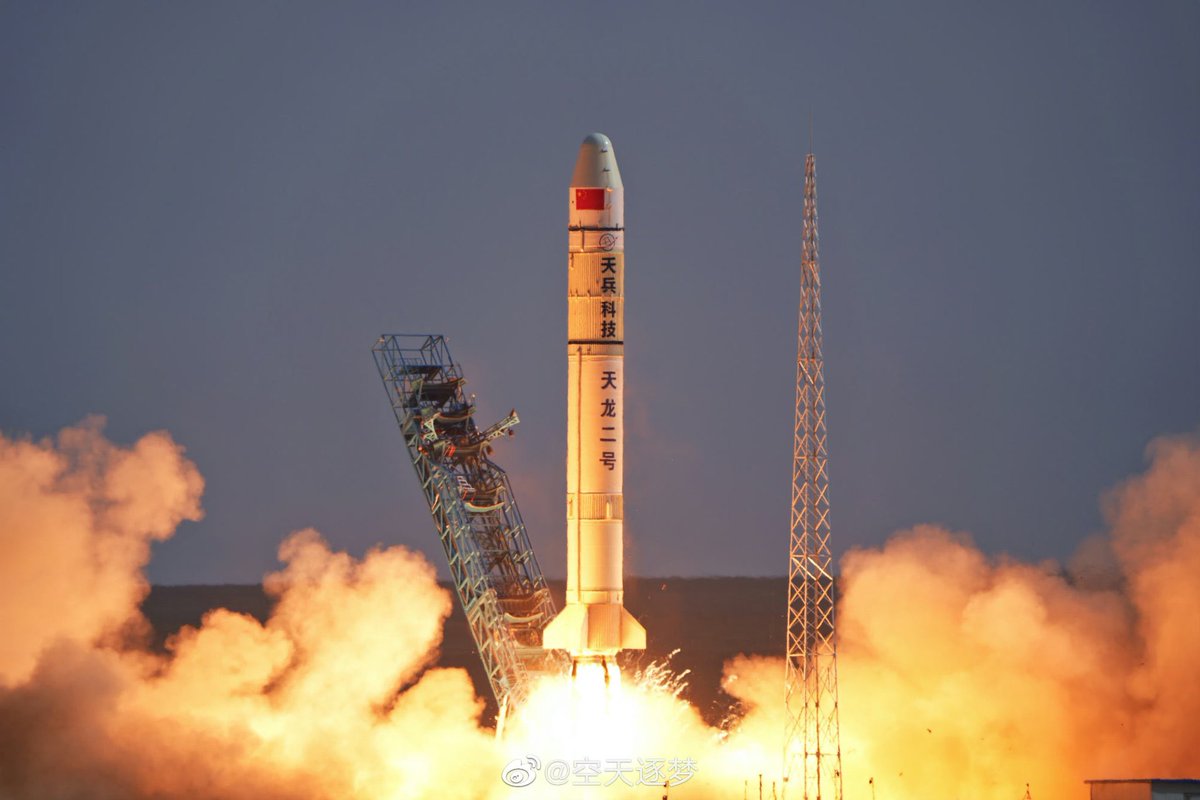 PointOrView's tweet photo. PSSST: check out this insane unseen 4K tracking and onboard footage of Chinese Tianlong-2 rocket’s historic launch. Don’t tell others about it. ;) 😉
WATCH: https://t.co/SBoRiMX4vw
#Tianlong2 #ChinaSpace #PointorvIew https://t.co/VpnshXWh49
