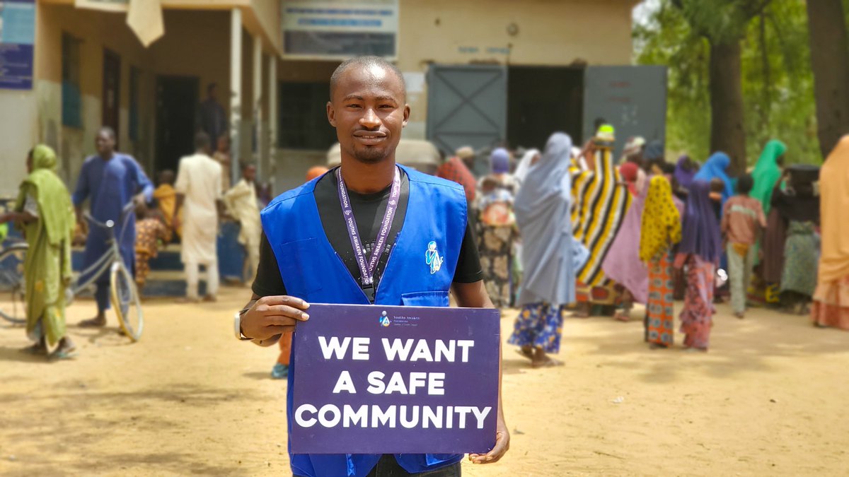 YouthsAwaken's tweet photo. EORE sessions with camp Chairman during @YouthsAwaken visit to IDP camp in Bama to commemorate International Day for Mine Awareness & Assistance in Mine Action with @UNMAS
#UNMAS
#YAF
#MakingPositiveImpact
#MineActionCannotWait https://t.co/AXrZRHQpmO