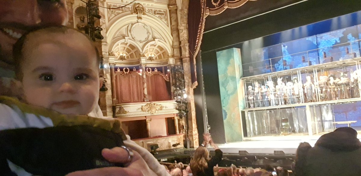 JFCTenor's tweet image. @E_N_O once again proving its strength, agility, and worth.
It was wonderful to be able to bring the baby into today&apos;s relaxed performance, and the entire company did such an incredible job of making the whole audience feel welcome and comfortable.
And what a show!

#Operamatters