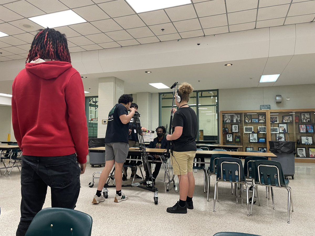 KennedaleCTE's tweet photo. Audio Video students filming a production today! #CTE @urkhsprincipal https://t.co/ryG65aCN8S