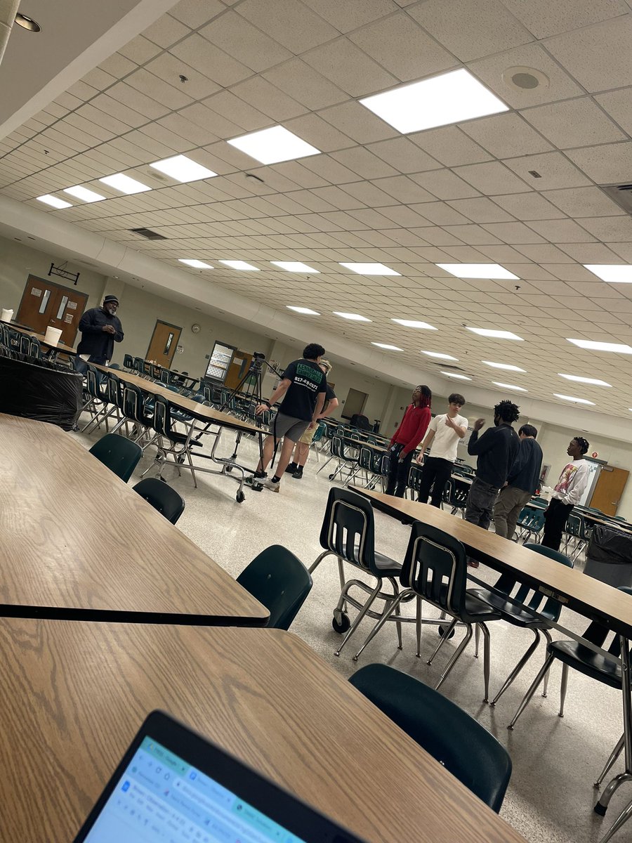 KennedaleCTE's tweet photo. Audio Video students filming a production today! #CTE @urkhsprincipal https://t.co/ryG65aCN8S