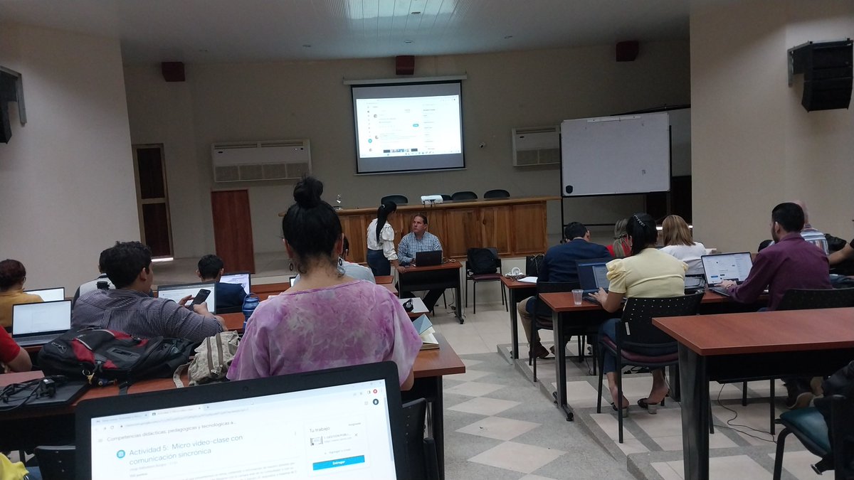 byronrodriguezl's tweet photo. Capacitación de Competencias digitales 
#CompetenciasESPAM https://t.co/1DSIA8smpV