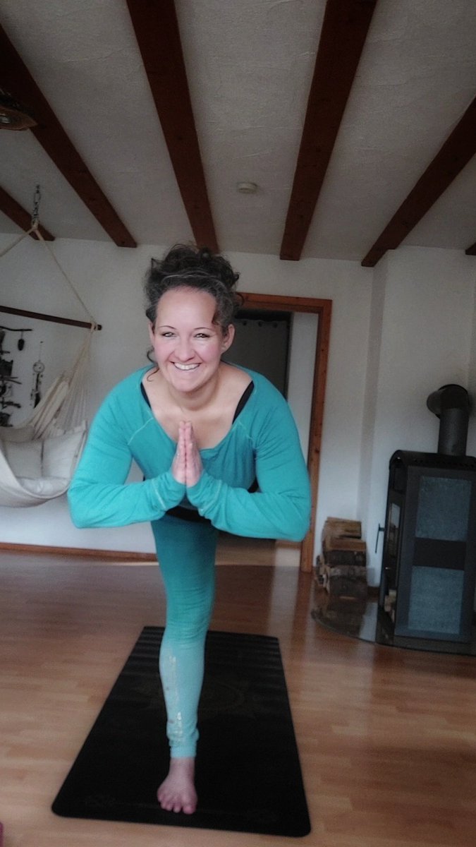 NinaKarg's tweet image. #transformationtuesday 
I'm really proud and grateful to be a peaker in this wonderful community! @MyPeakChallenge changes lives! 💖💙 @SamHeughan @GermanPeaker @MountainPeakers @RoadtripPeakers @SelfCarePeakers @AOKPeakers #mpc2021 #mpc2022 #mpc2023 #proudpeaker #peaker4life ❤️