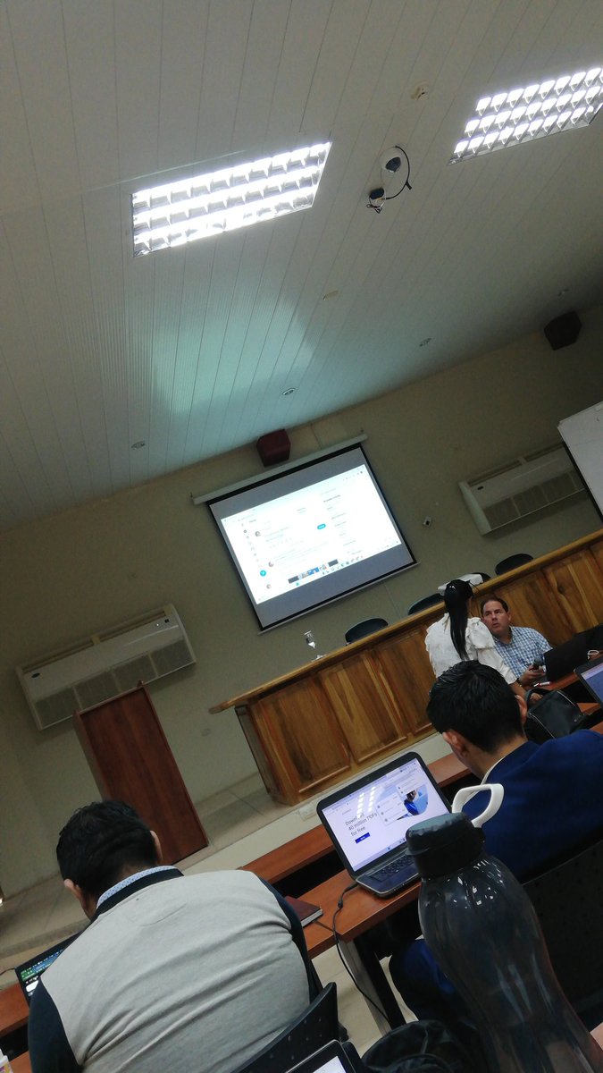 yoreljos's tweet photo. Jornada presencial muy productiva 🧑‍💻
#CompetenciasESPAM https://t.co/MEqOvYVAgq