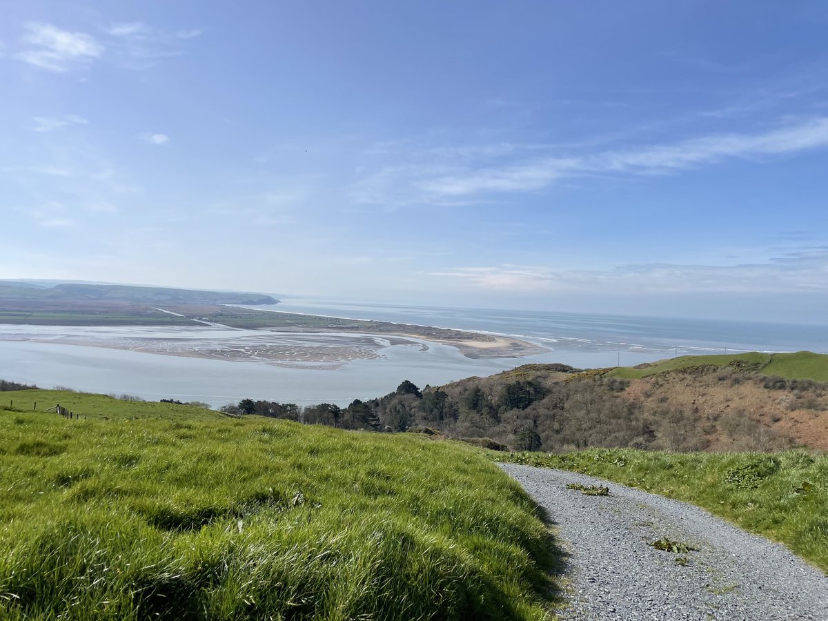 Is there anywhere more beautiful than this country ( when the sun shines….) ?
Have a very happy Easter holiday everyone. I’ll be handing over to my successor in 10 days. Watch this space #HighSheriff