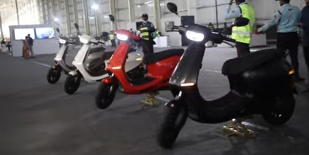 Ratanagarwal5's tweet photo. Please confirm you have decided after my tweet, (say"yes" only)
Very excited for this feature.
who visited ola manufacturing plant they can remember this feature https://t.co/BAVCbDr3A7