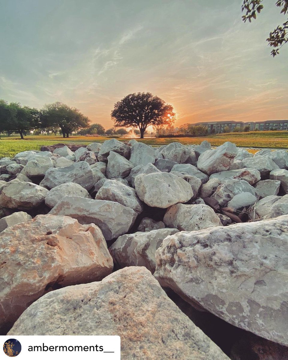 The sunsets here are something else. 🤩 #greenlinesa