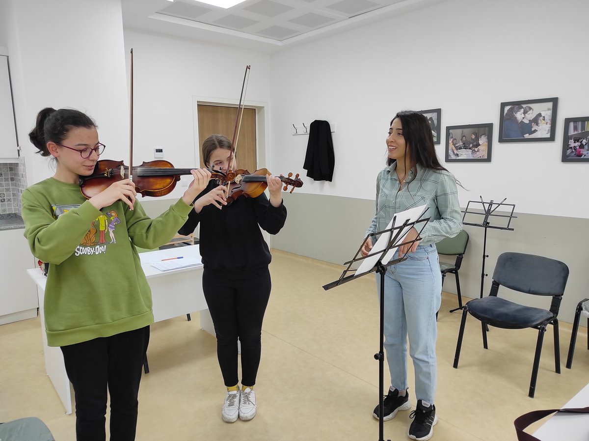 GSB_KinikGM's tweet image. Güzel Sanatlar Atölyesinde keman eğitimimiz sürüyor. | #keman

@gencliksporbak @kasapoglu