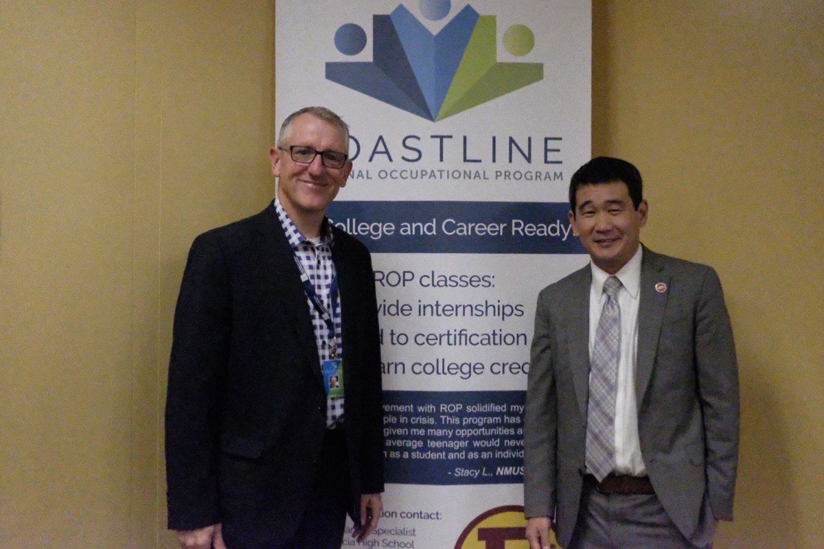 SenDaveMin's tweet photo. I'm inspired by the amazing work that Estancia High School students are doing at their career technical classes. We must give young people the skills they'll need to start meaningful careers and Coastline ROP delivers on this promise. @CoastlineROP @EstanciaNMUSD https://t.co/ZcXzT7BtTG