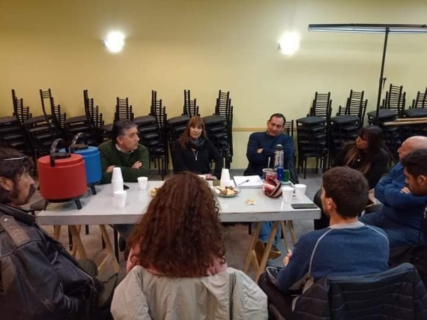 Quilmes: Empleados provinciales de Niñez realizan medida de fuerza perspectivasur.com/3/nota.php?not…