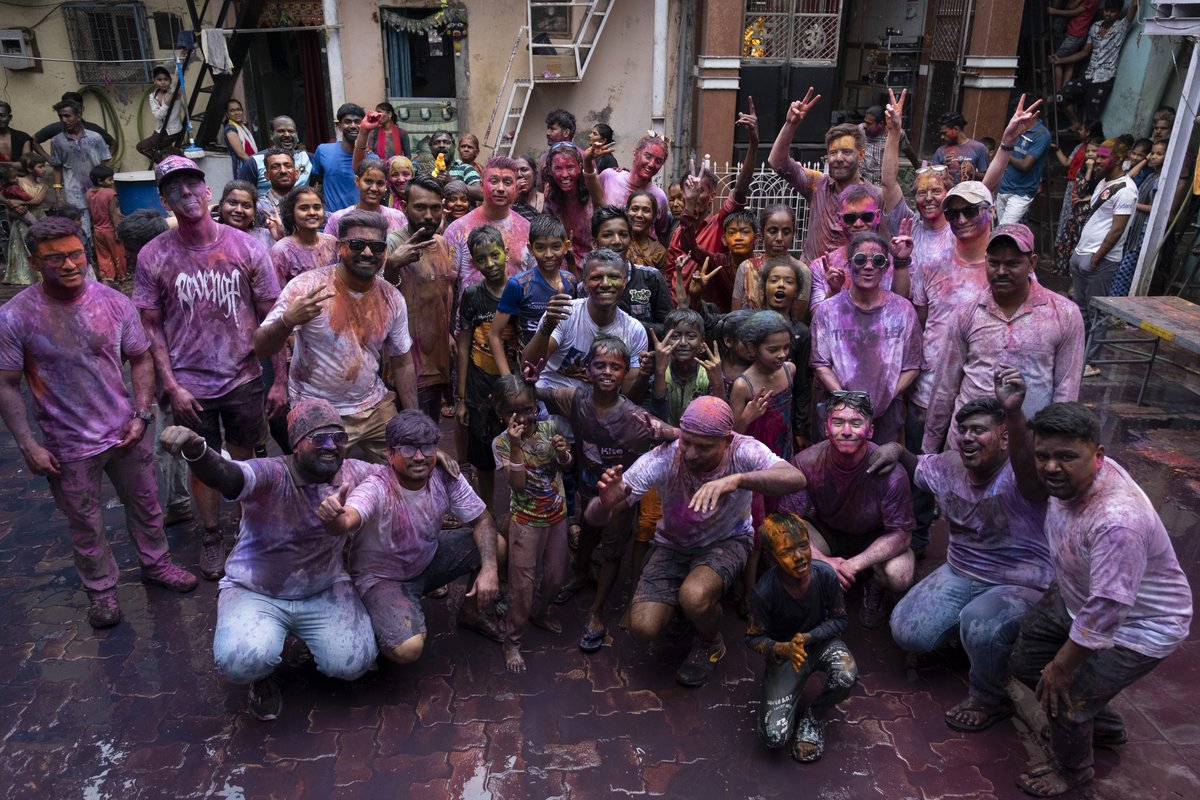 MSG_Duty's tweet photo. The Marines with Det. Mumbai, India, recently visited the suburb of #Dharavi during its celebration of #Holi, which is a spring #festival known as the Festival of Colors! #MSGDuty https://t.co/RmuXL22r2t