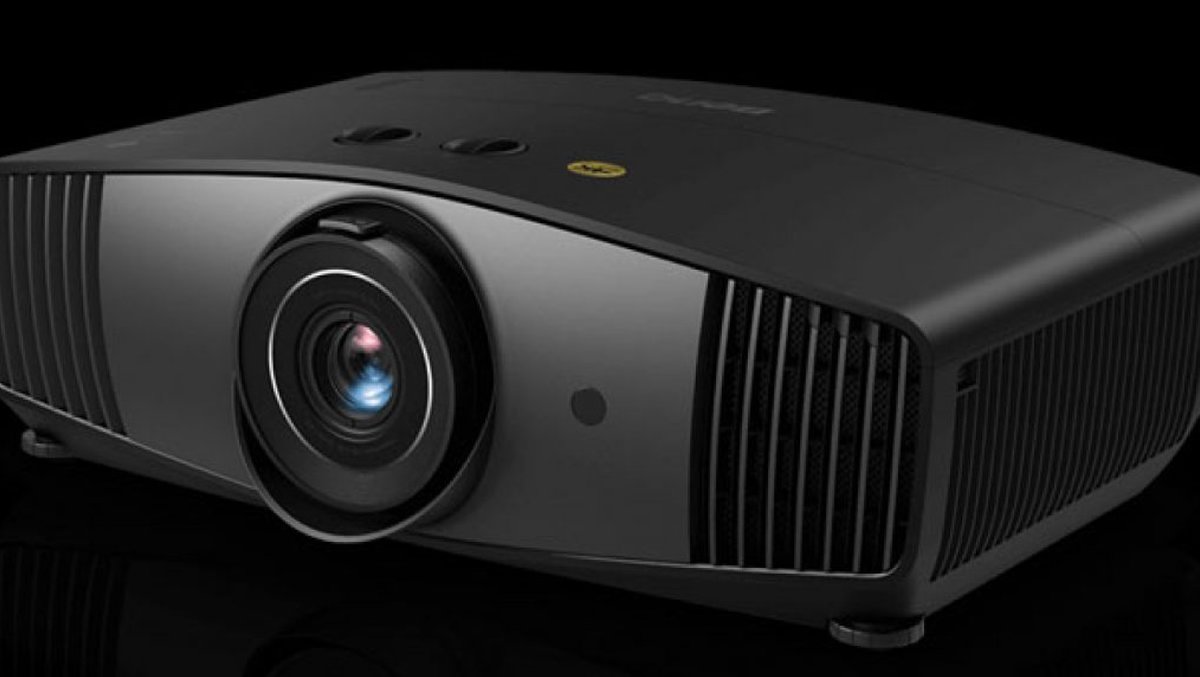HabitechLimited's tweet photo. Transform your home into a cinema with the @BenQ_UK W5700 #projector. Experience true #4KUHD and #HDRpro technology for an immersive cinematic experience. Dim the lights, grab some popcorn, and get ready to be captivated. #homecinema
https://t.co/Tewv1pP83d https://t.co/uB5K32nbxB