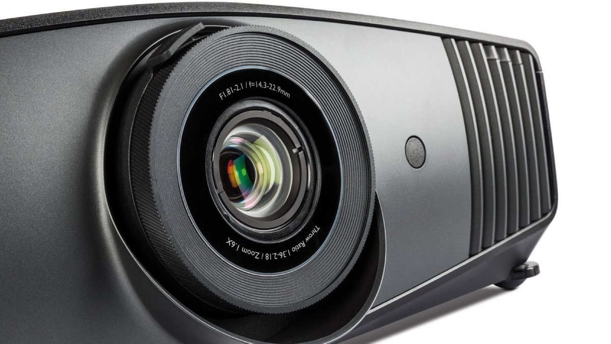 HabitechLimited's tweet photo. Transform your home into a cinema with the @BenQ_UK W5700 #projector. Experience true #4KUHD and #HDRpro technology for an immersive cinematic experience. Dim the lights, grab some popcorn, and get ready to be captivated. #homecinema
https://t.co/Tewv1pP83d https://t.co/uB5K32nbxB