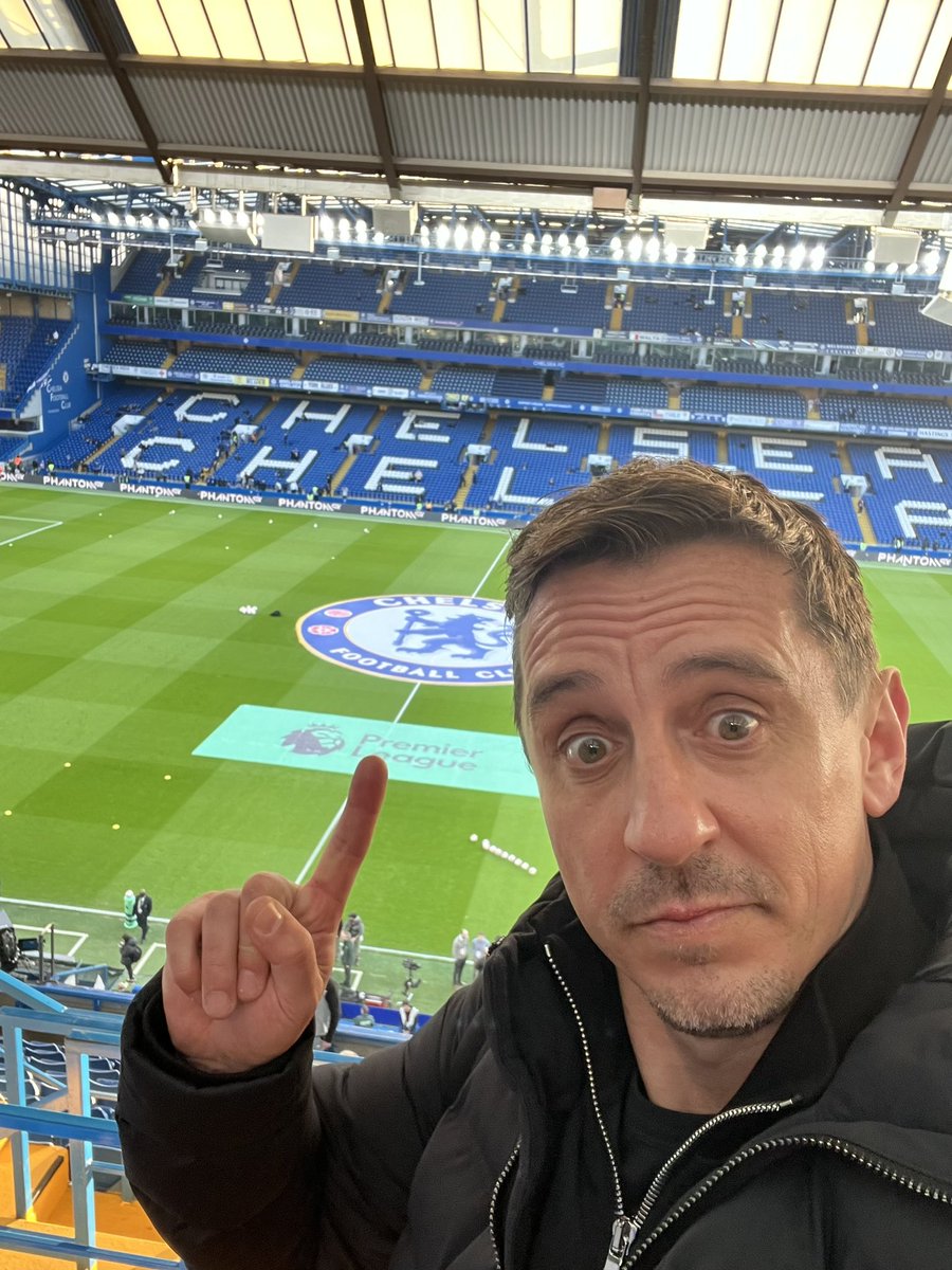 Gary Neville tweet media