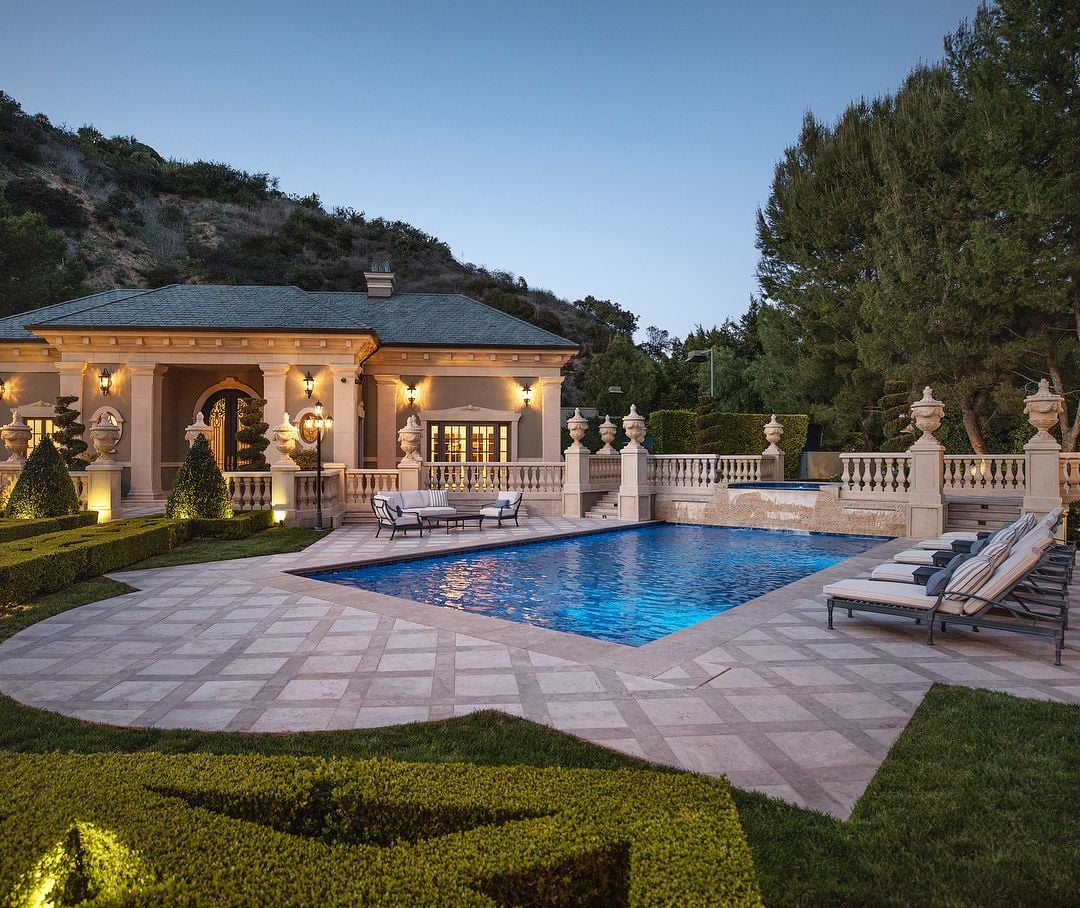Особняк Sierra alta way Beverly Hills