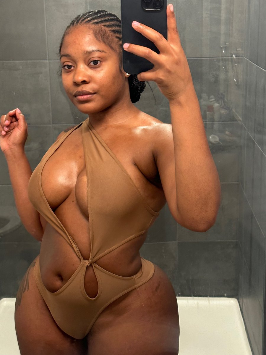 Cidneee's tweet photo. Natural been my vibe lately. https://t.co/Es9kP1pbuX