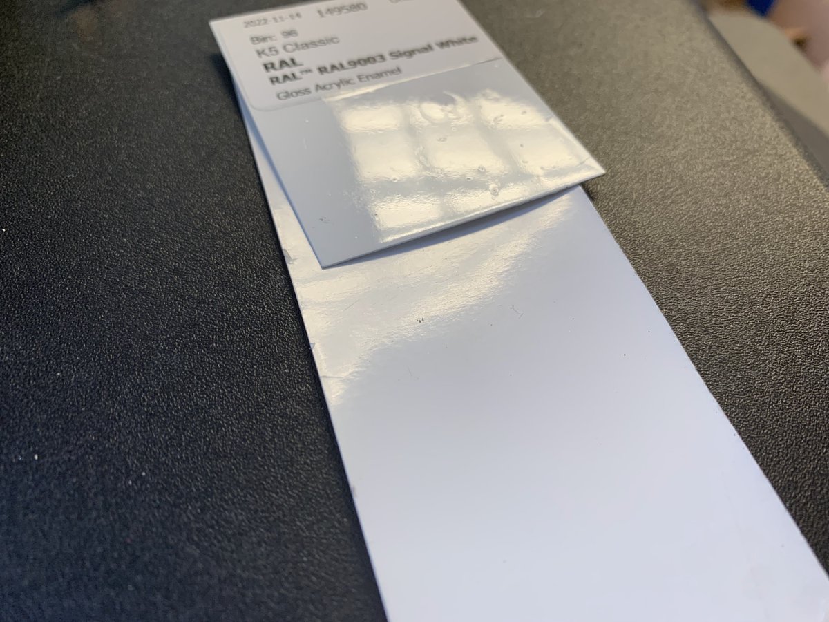A perfect match of #RAL 9003 signal white. 🙌
See all of our RAL colors: hubs.ly/Q01JQLF70 #paint #color