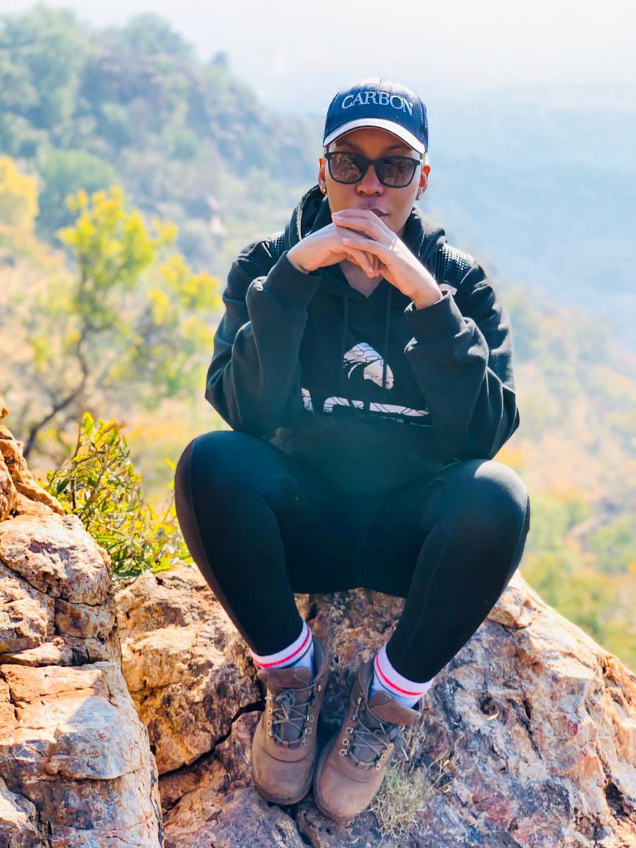 AcedSports_SA's tweet photo. As the temperatures drop, make sure you stay Warm and Stay Aced 

Athletic leisure #sundowns #mamelodi #soshplata #DStvPrem #MamelodiGardens https://t.co/IWFNe9mzqb