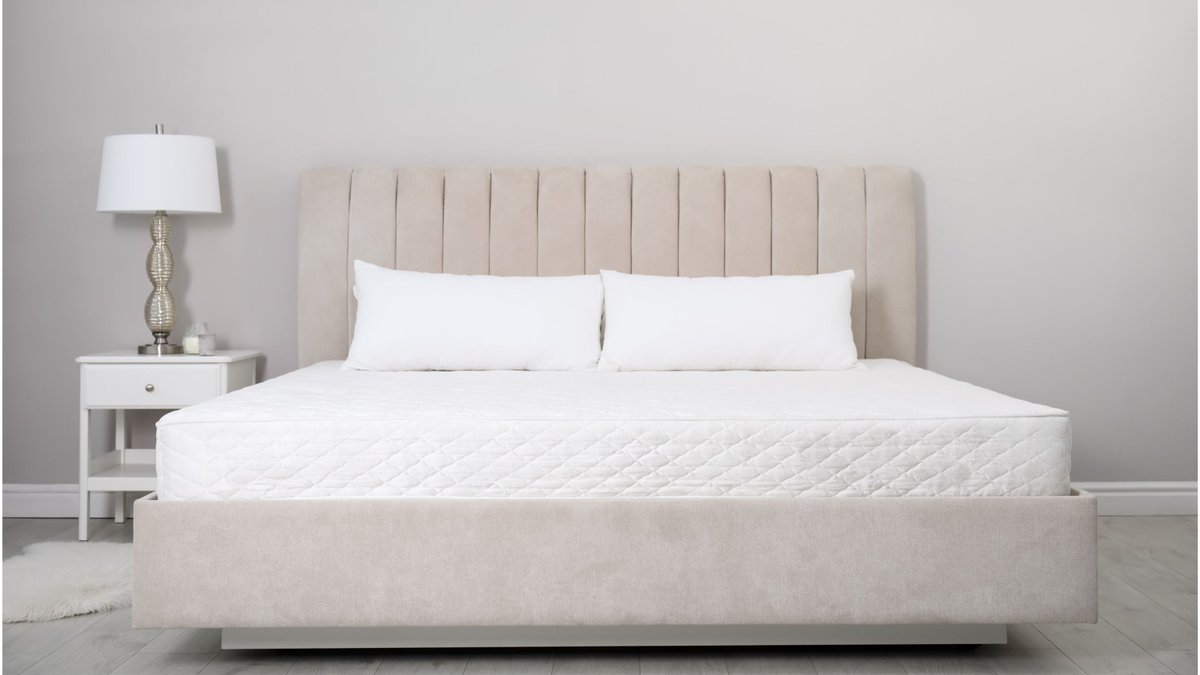 NylaHomeBlog's tweet photo. Can you wash memory foam? 3 expert rules on cleaning mattresses, pillows, and more - Here's everything you need to know about whether you can wash memory foam – or not – according to the experts

https://t.co/ElMIRXPuor
#nylahome #homedecortips #homeimprovement #home #homeblog https://t.co/rN6uOc6z9Q