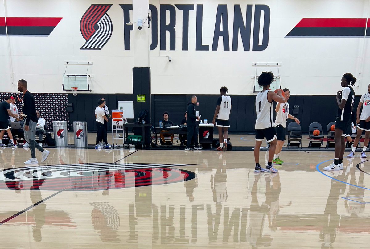 _proinsight's tweet photo. 📍Portland, OR | 🌐 team practice

➡️ @nikehoopsummit https://t.co/zlPdRoIBHt