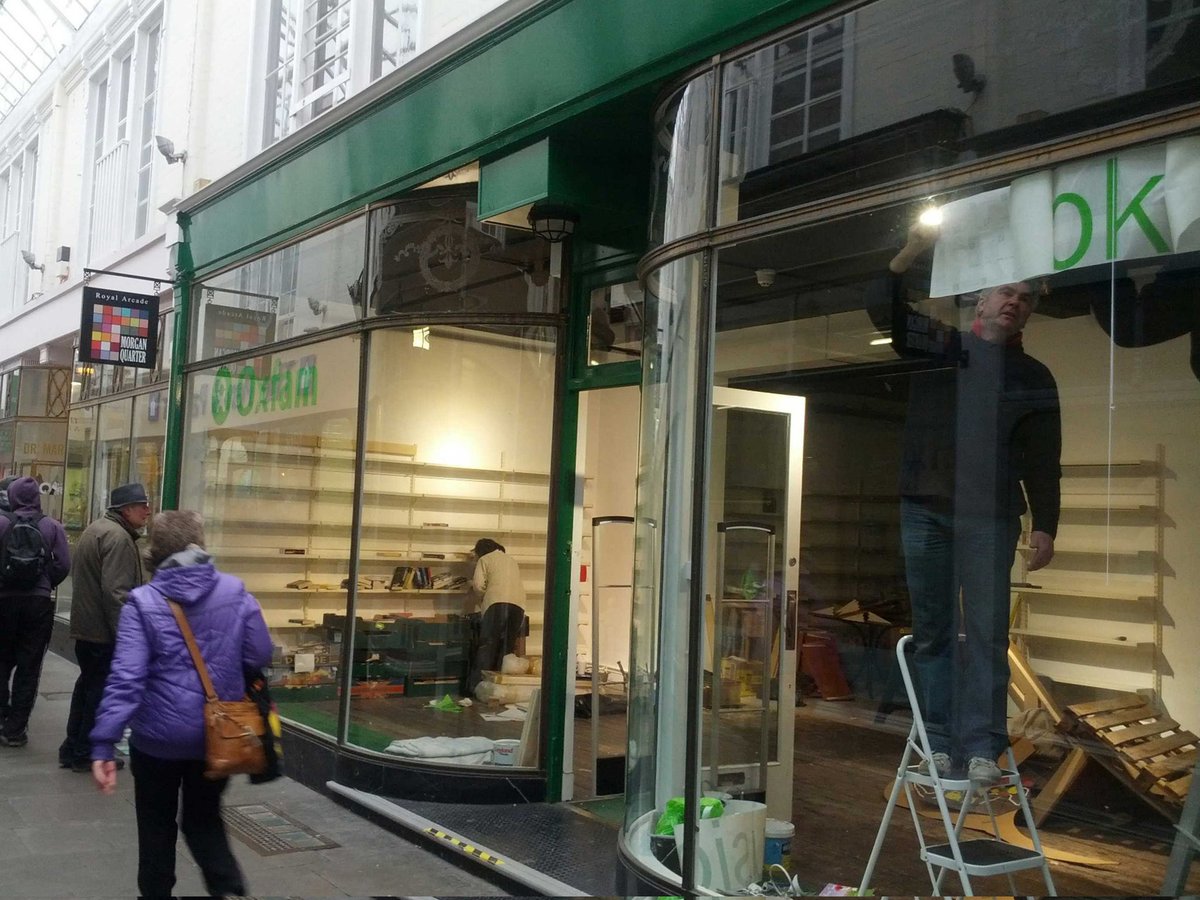 Peter Huw Jenkins tweet media