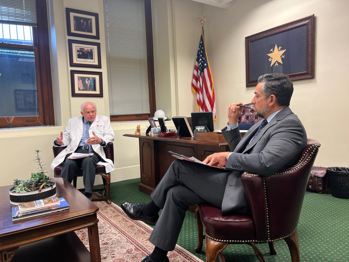 CesarJBlanco's tweet photo. (1/2) Had a very positive &amp; constructive conversation with @county_el about the #HEALTexansAct today. I received great feedback on how to make #SB1700 better for patients and look forward to working with my colleagues to improve options and access to quality healthcare. #txlege https://t.co/ZXX4MuqiK0