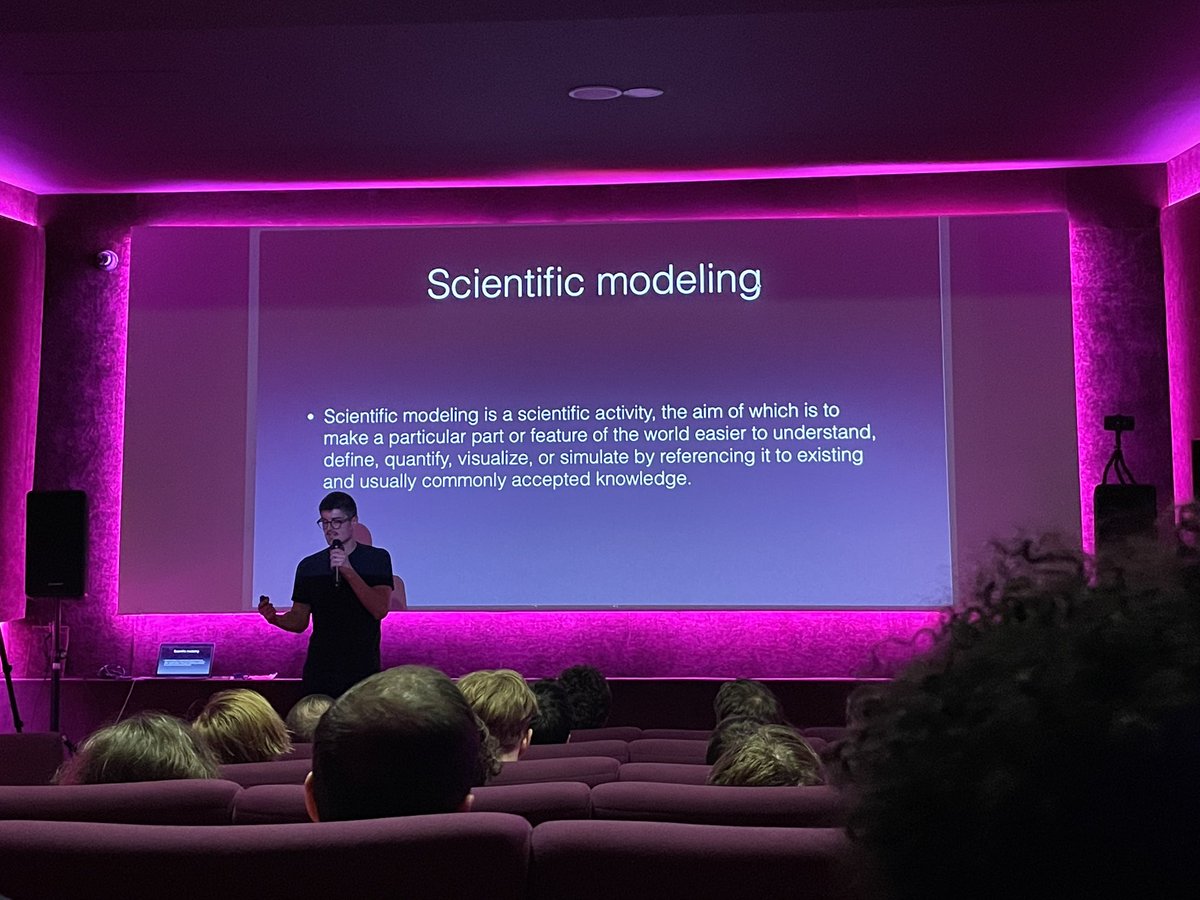 inazarova's tweet photo. Enjoying @JasonSwett talking about models in a very cool French setting in Paris rn 💜 #parisrb https://t.co/LsxYapvm5P