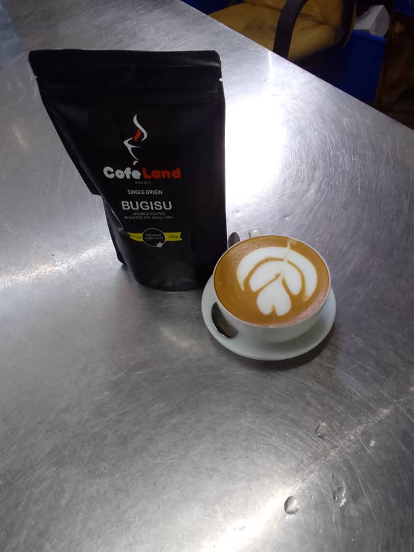 ahirwomugisha's tweet photo. @Cofelandltd, @CoffeeUganda, @inspireafrica, farmers and Baristas should move at the same pace with the same knowledge in order to produce a quality cup! https://t.co/XqbAuVXQg2