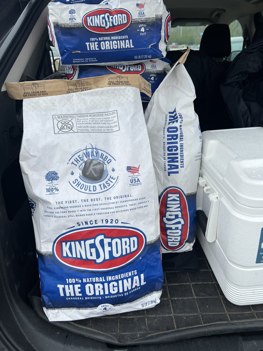 Cooking a few of those fine ribeyes for sandwiches today for the fine folks at the Wilson County Farm Bureau with some @Kingsford blue bag charcoal. @TennesseeCattle @Beef @TNBeefCouncil @TNFarmBureau