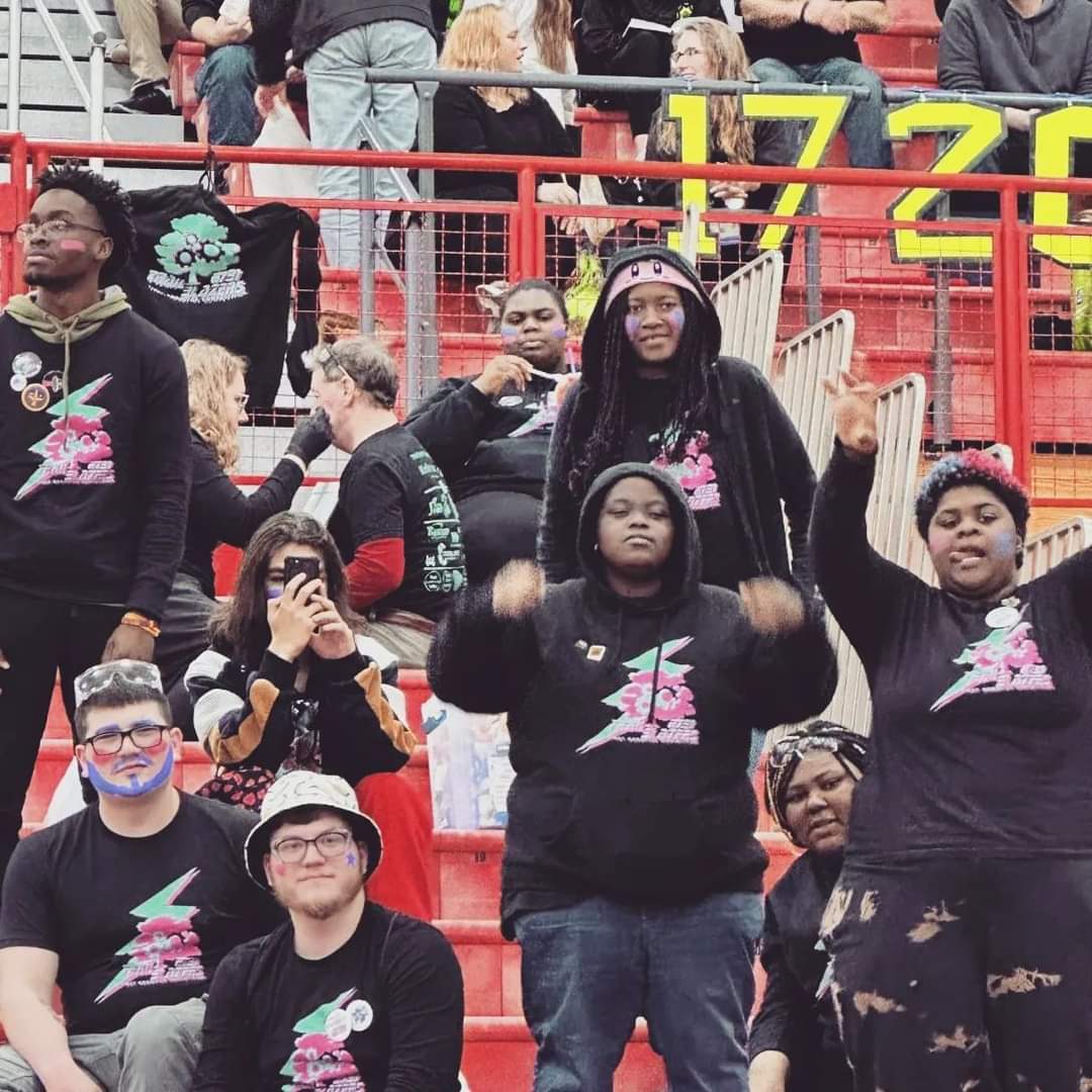 FRC6721's tweet photo. We had an absolute blast at the Greenwood District Event this weekend! Joining the #7 Alliance, winning the Judge's Award, and making new friends everyday! See you at State robot friends!
#INGRE #FINFAM #omgrobots
@FIRSTINRobotics @TindleyCATAS https://t.co/ofOHLbeXxN
