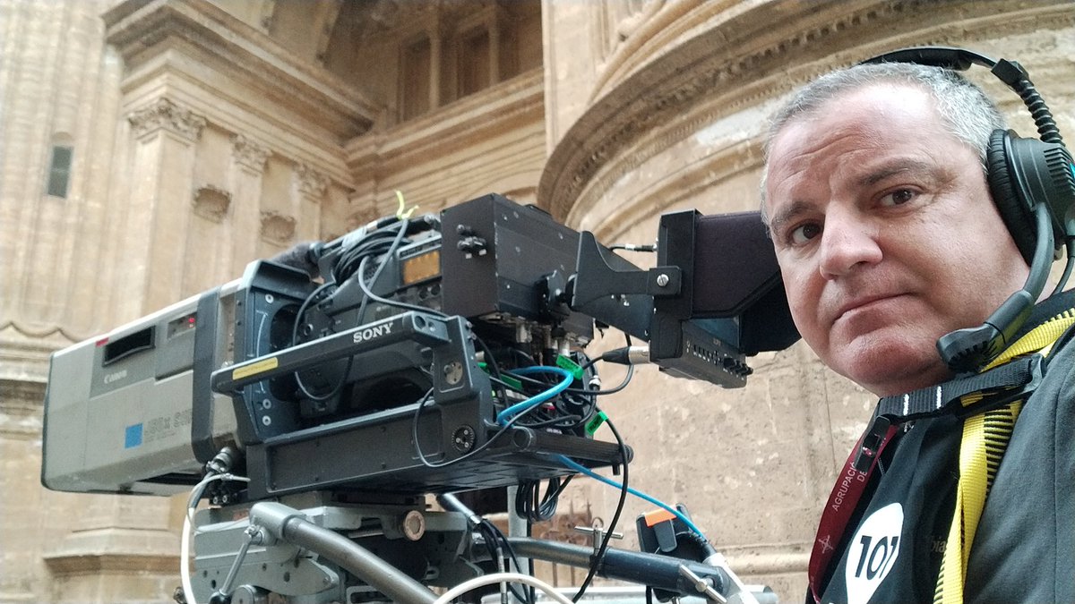 Pochicano's tweet photo. @acta_tv Catedral de Málaga https://t.co/0nEsgWnjFf